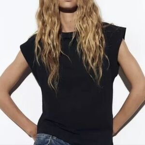 Zara Wide Sleeve Tee shirt in Black Small